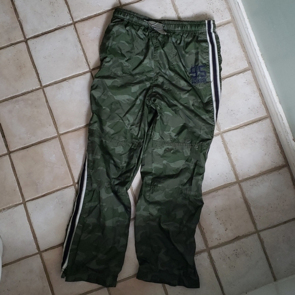 Camouflage green lined pants, stretchy waist, new - Picture 1 of 8